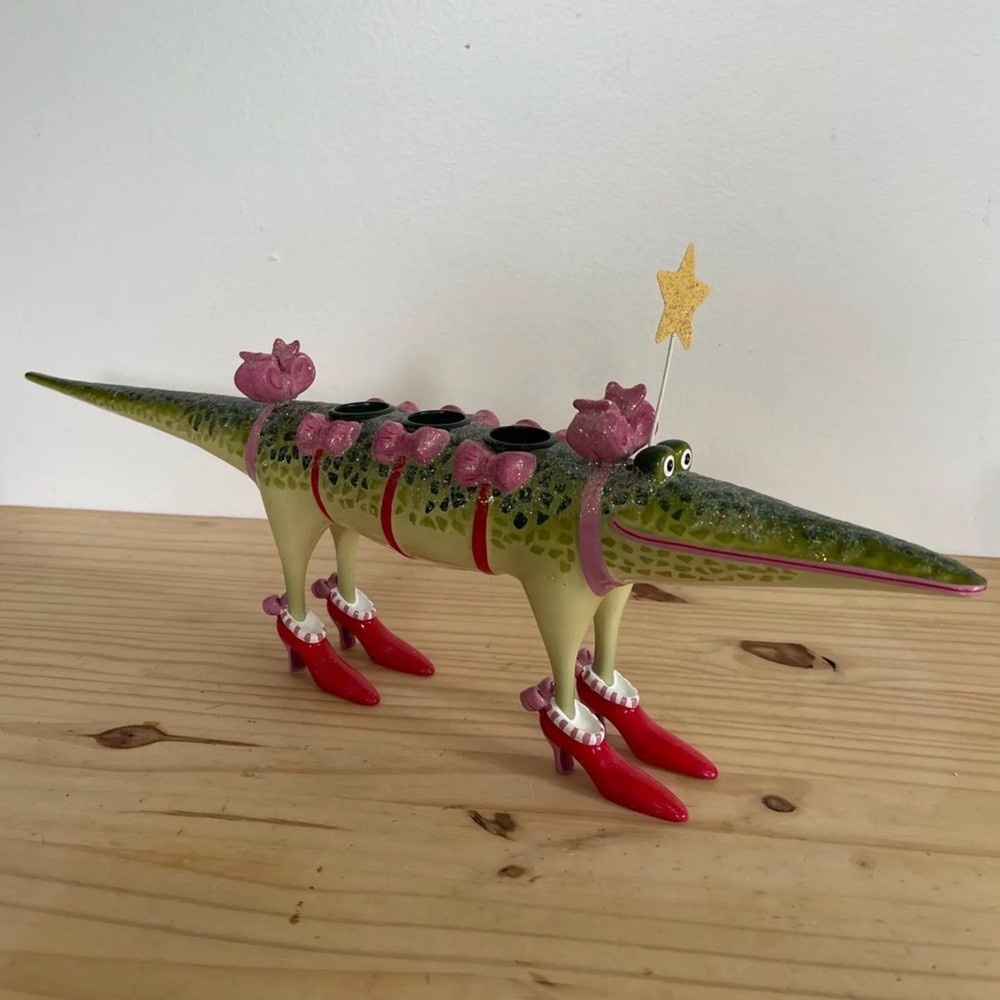 Patience Brewster Christmas Krinkles Alligator Candle Holder for Dept. 56